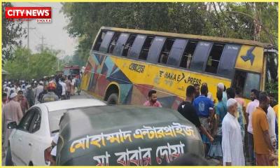 সিরাজগঞ্জে বাসচাপায় অটোভ্যানের ৩ যাত্রী নিহত