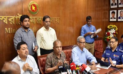Durga Puja to be held at 33,000 Mandaps this year: Home Adviser