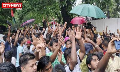 হাইকোর্টের রায়ে ইশরাক সমর্থকদের আনন্দ মিছিল