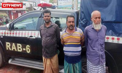 সাতক্ষীরায় র‌্যাবের অভিযানে ফেনসিডিলসহ ৩ মাদক চোরাকারবারি আটক