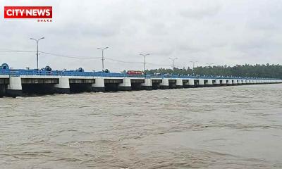 তিস্তার পানি বিপৎসীমার ওপরে, খোলা হলো সব জলকপাট