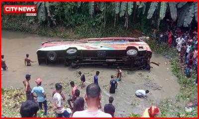 কুষ্টিয়ায় যাত্রীবাহী বাসের সঙ্গে ট্রাকের সংঘর্ষ, নিহত ৪