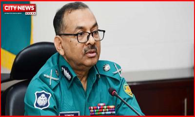 ডিএমপি কমিশনার সাজ্জাত আলীর পদত্যাগের আবেদন