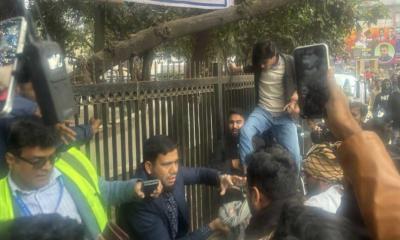 ব্যবসায়ীকে মারধরের অভিযোগ