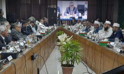 খেলোয়াড়রা সহযোগিতা না করলে নিরপেক্ষতা হারাবে কমিশন : সিইসি