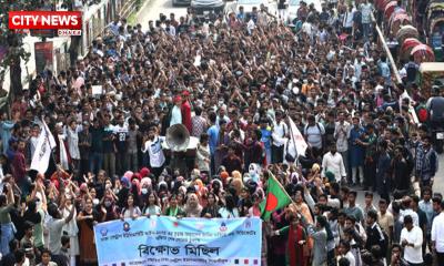 অধ্যাদেশ জারি না হওয়ায় শিক্ষার্থীদের বিক্ষোভ, সায়েন্সল্যাবে যান চলাচল বন্ধ