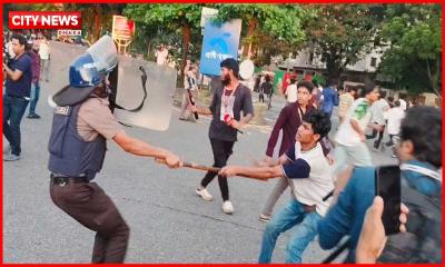 Police baton-charge students near Jatiya Sangsad