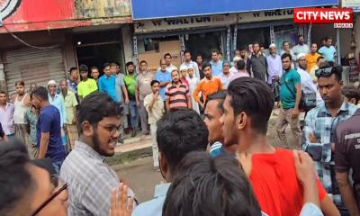 বাউফলে বৈষম্যবিরোধী ছাত্র আন্দোলনের দু‍‍`গ্রুপের হাতাহাতি