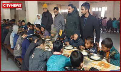 পঞ্চগড়ে শীতের পিঠায় এতিম শিশুদের মুখে হাসি