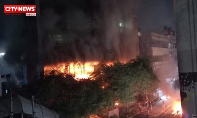 প্রথম আলো-ডেইলি স্টার ভবনে হামলা-ভাঙচুর