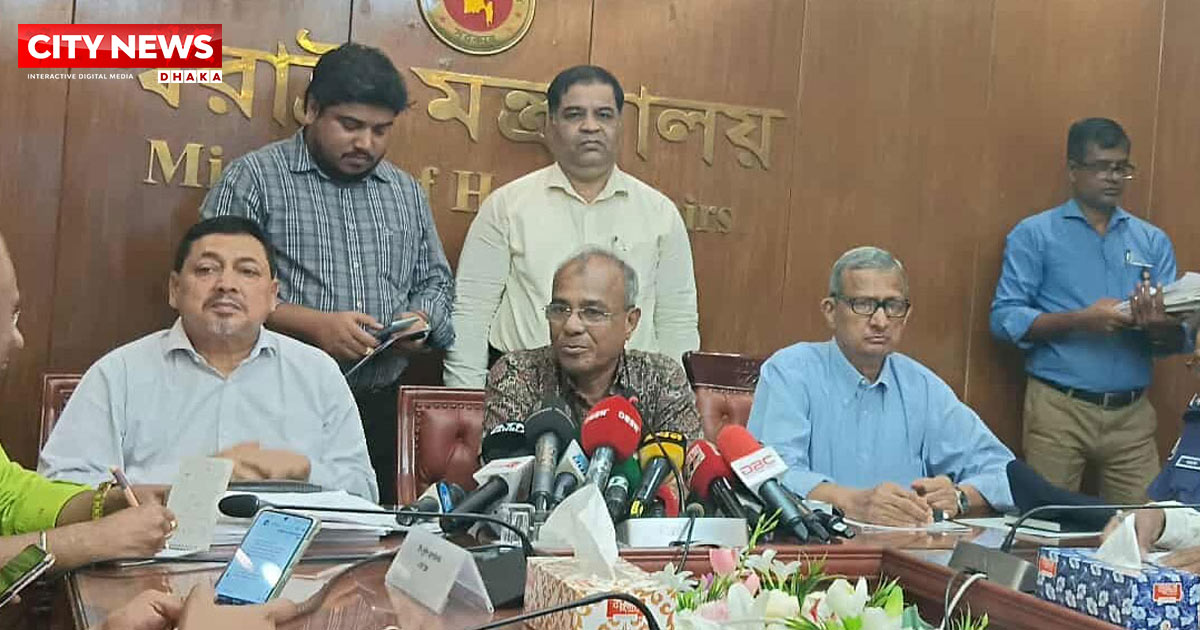 এবছর আরও শান্তিপূর্ণভাবে পূজা উদযাপিত হবে: স্বরাষ্ট্র উপদেষ্টা