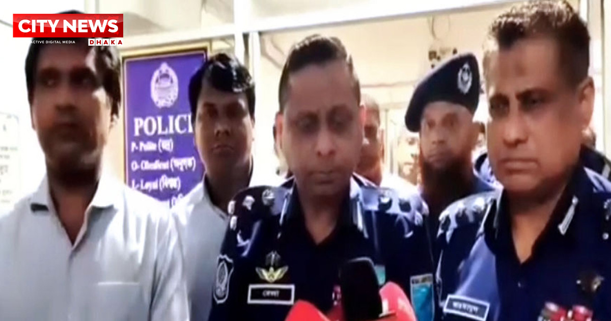 আইনশৃঙ্খলা পরিস্থিতি নিয়ন্ত্রণে কঠোর পদক্ষেপ: ফরিদপুরে ডিআইজি