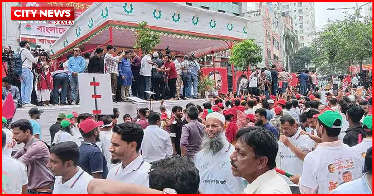 নয়াপল্টনে বিএনপির শ্রমিক সমাবেশ শুরু