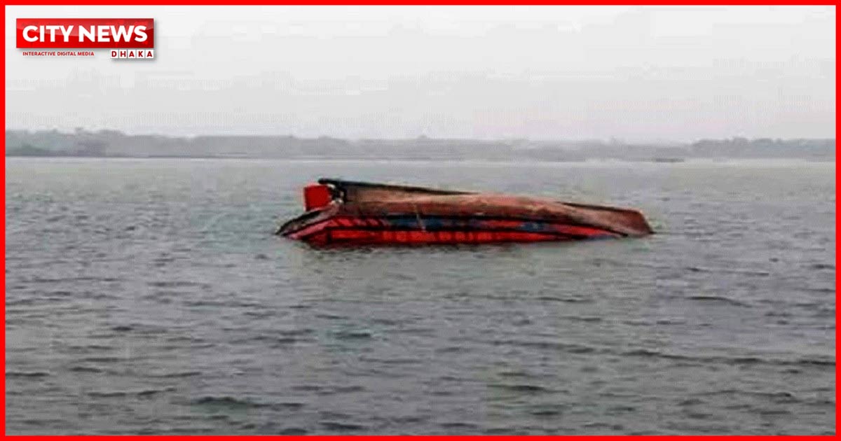 টেকনাফে রোহিঙ্গাবাহী নৌকাডুবি: উদ্ধার ১৮, নিখোঁজ ১৩