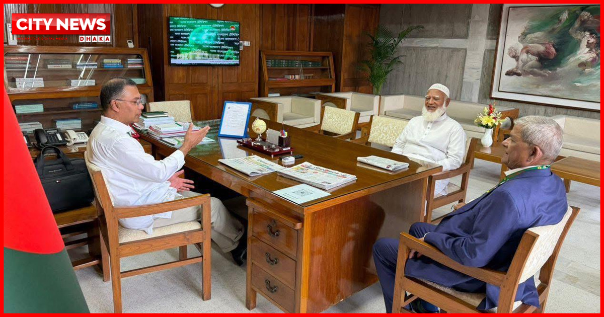 প্রধানমন্ত্রীর সঙ্গে সৌজন্য সাক্ষাৎ করলেন বিরোধীদলীয় নেতা