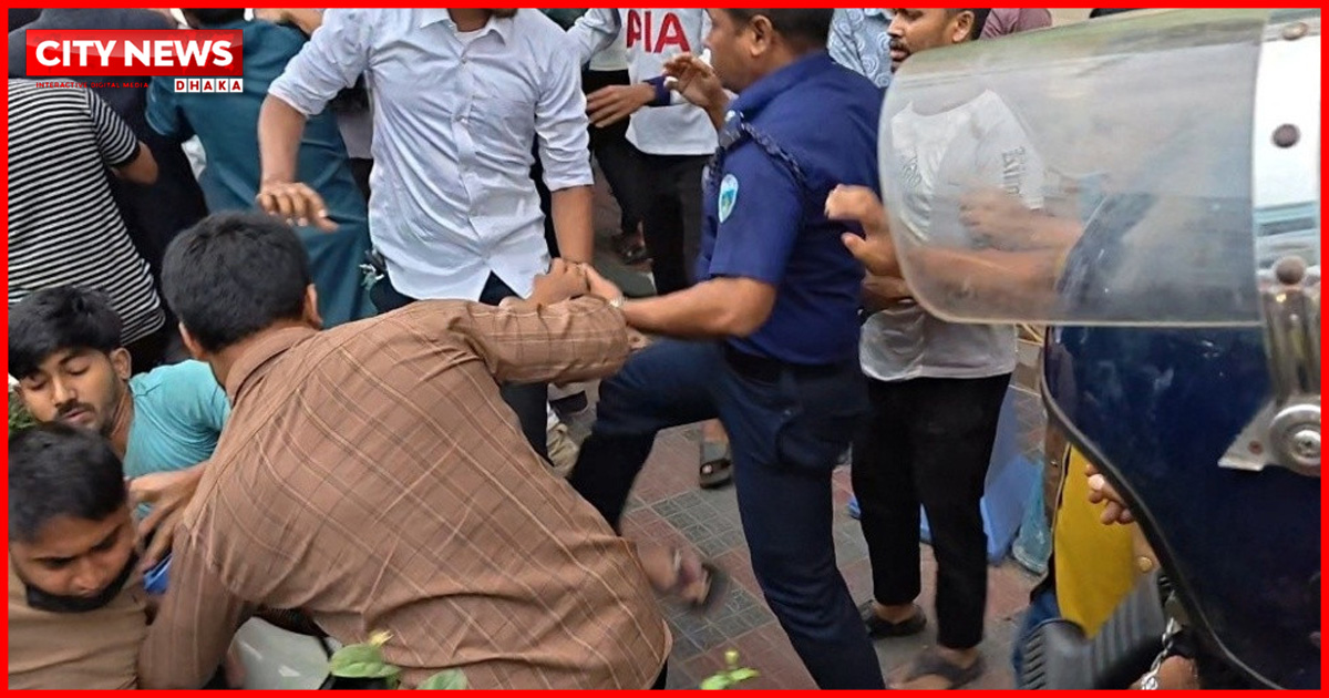 লক্ষ্মীপুর পুলিশের সঙ্গে বৈষম্যবিরোধী ছাত্রদের সংঘর্ষ, ওসিসহ আহত ৮