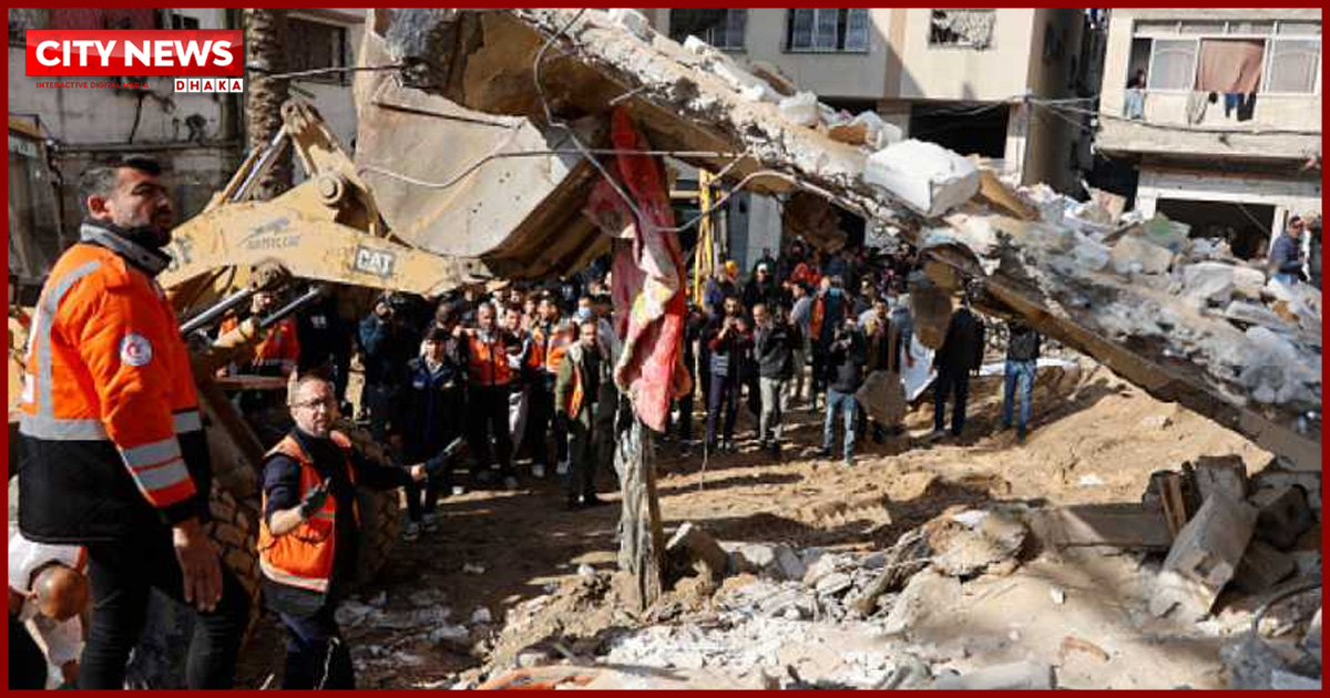 মধ্য গাজার ধ্বংসস্তূপ থেকে আরও ৯৪ ফিলিস্তিনির মরদেহ উদ্ধার