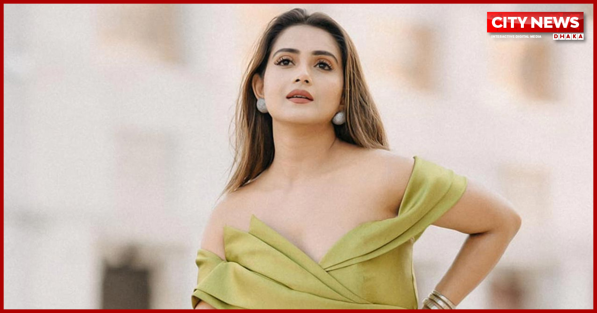 বাংলাদেশে নিজেকে নিরাপদ মনে করি না: তানজিন তিশা