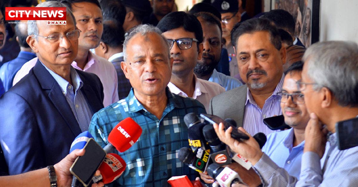 বিজয় দিবসে এবারও প্যারেড হবে না: স্বরাষ্ট্র উপদেষ্টা