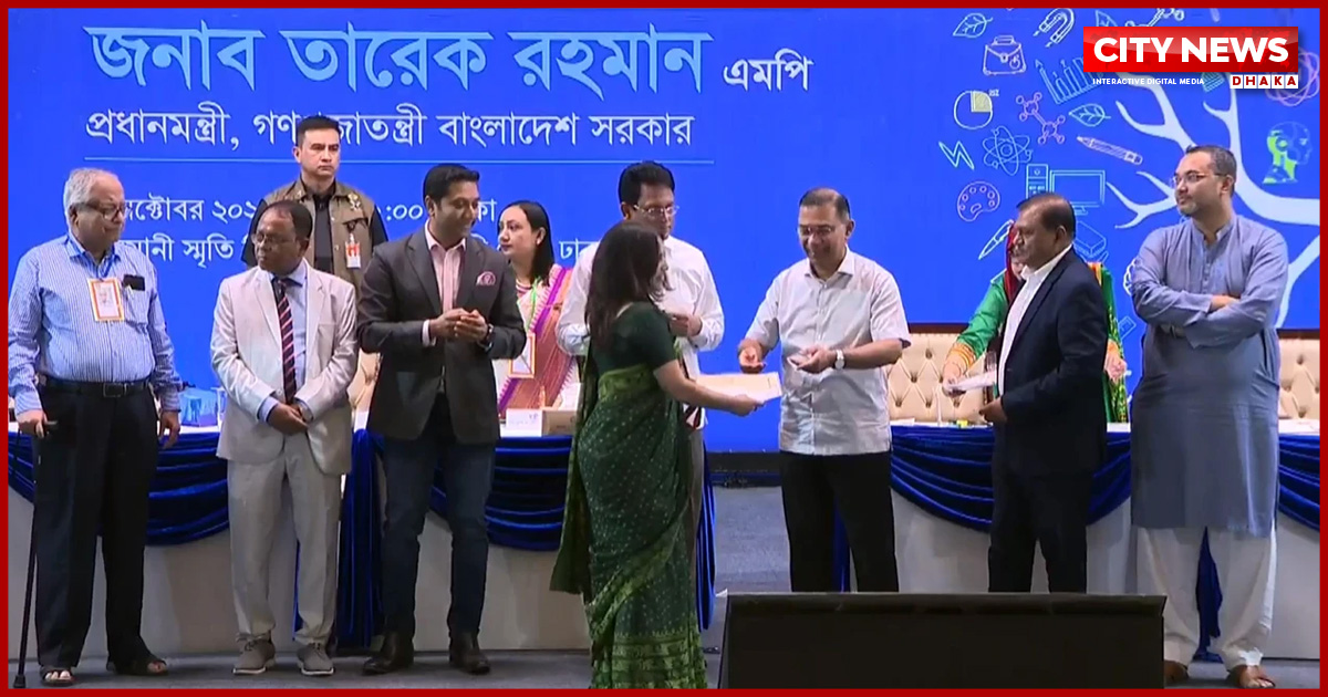 ১০১ শিক্ষককে বিশেষ সম্মাননা পদক প্রদান করলেন প্রধানমন্ত্রী