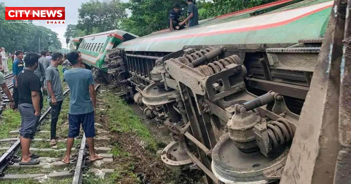 ট্রেন লাইনচ্যুত, সিলেটের সঙ্গে সারাদেশের রেল যোগাযোগ বন্ধ