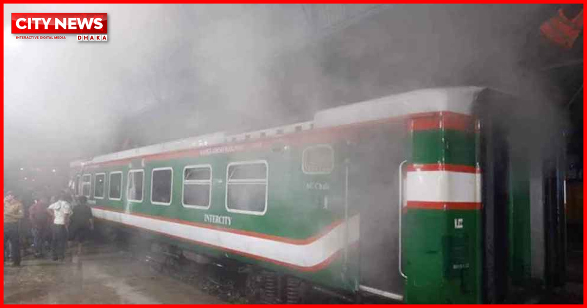 উপবন এক্সপ্রেসে আগুন, সিলেটের সঙ্গে সারাদেশের রেল যোগাযোগ বন্ধ