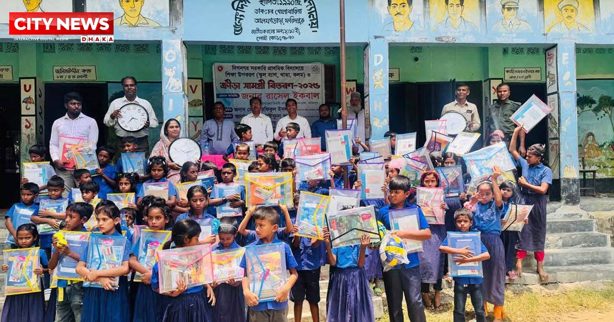 ফরিদপুরের আলফাডাঙ্গা ইউএনও‍‍`র ব্যতিক্রমী উদ্যোগে ঝরে পড়া শিক্ষার্থীরা স্কুলে ফিরছে