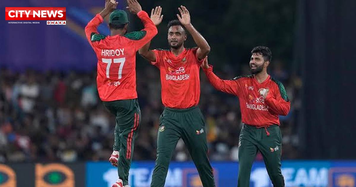 শরিফুল-সাকিবের বোলিং তোপে ১৫ রানেই ৫ উইকেট হারিয়ে দিশেহারা পাকিস্তান