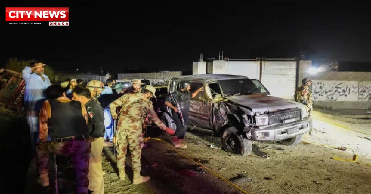 পাকিস্তানে তিন পৃথক সন্ত্রাসী হামলায় সেনাসহ নিহত ২২