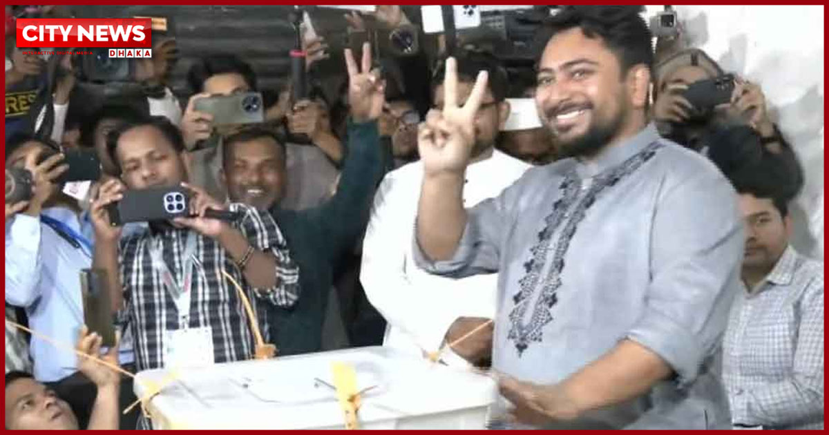 ভোট দিলেন নাহিদ ইসলাম