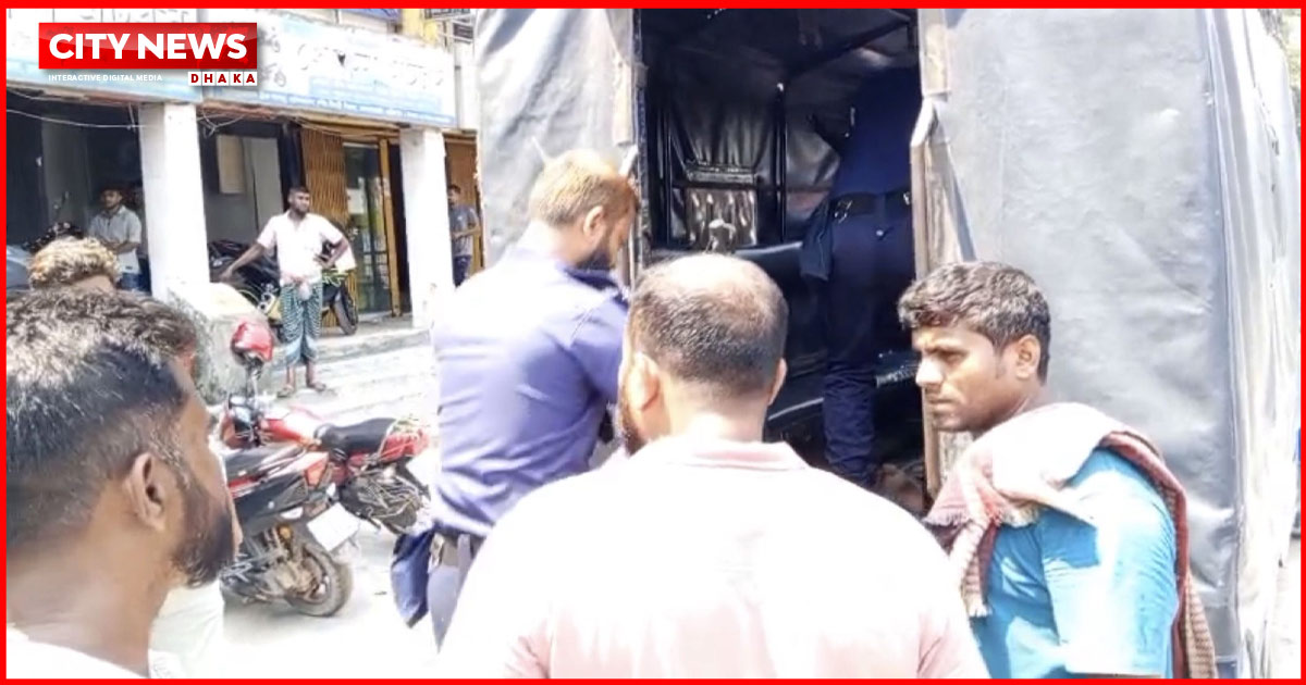 সিরিঞ্জে ‘দূষিত রক্ত’ ভরে ছিনতাই: ফরিদপুরে কথিত সেই ‘তুফান’ আটক