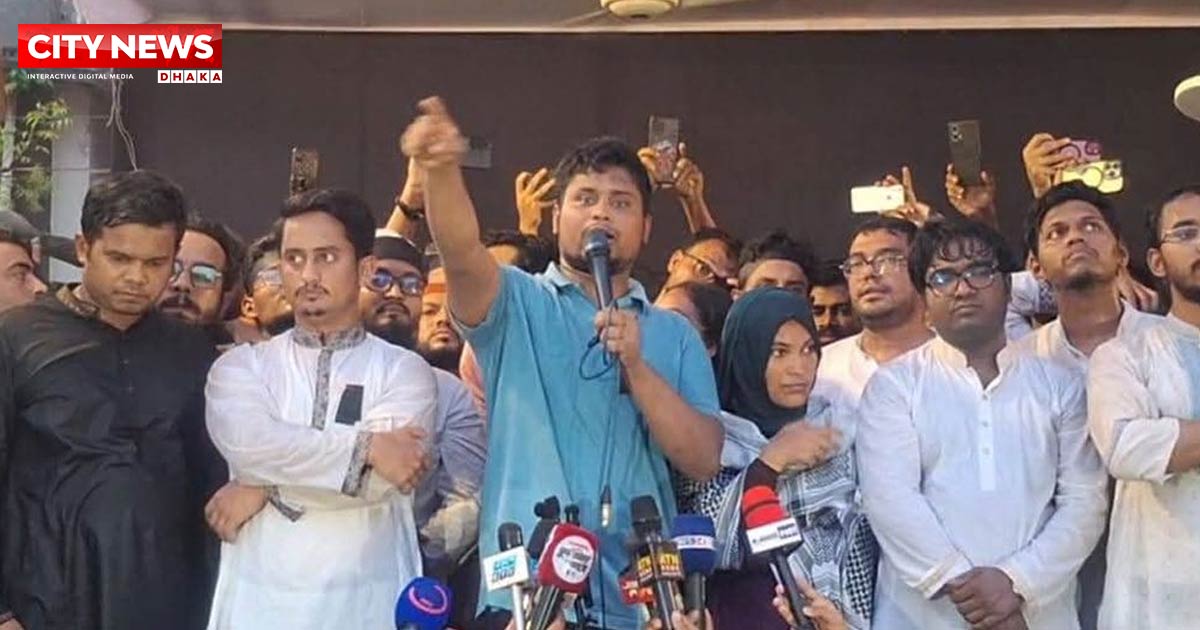 আ.লীগের সঙ্গে সখ্যতা মেনে নেব না: হাসনাত আবদুল্লাহ