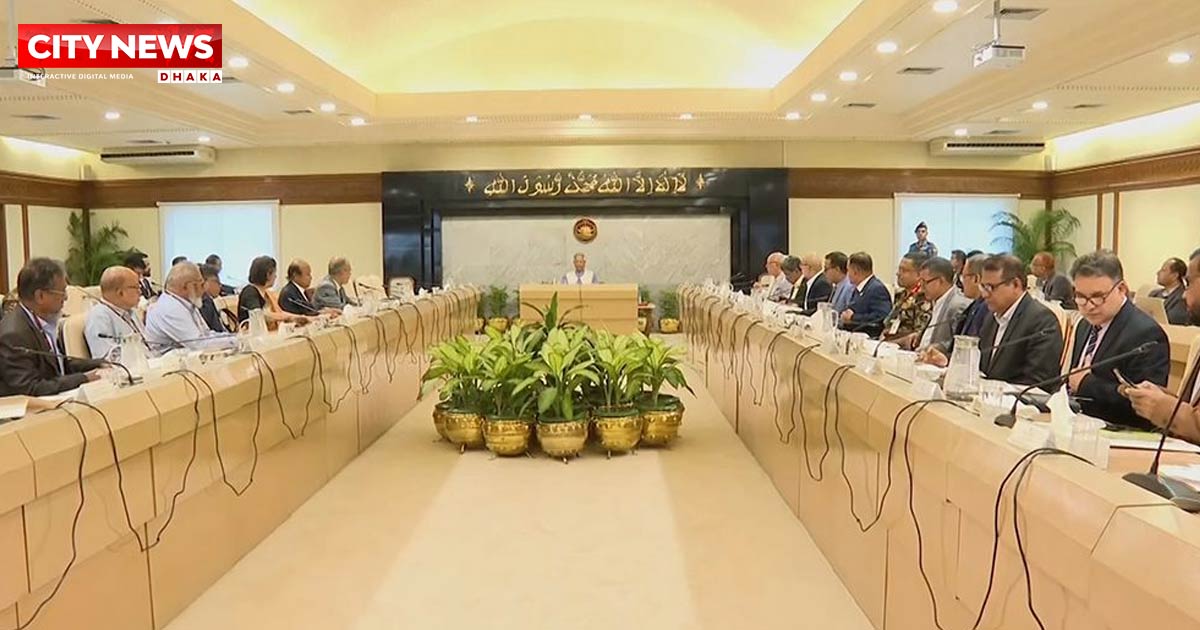 ভূমিকম্পে ঝুঁকি: প্রয়োজনীয় সব পদক্ষেপ গ্রহণের নির্দেশ প্রধান উপদেষ্টার