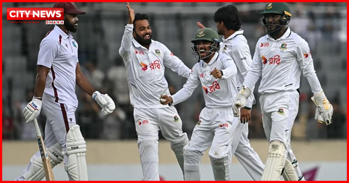 দ্বিতীয় দিনেও আলোকস্বল্পতা, আগেভাগেই খেলা শেষ