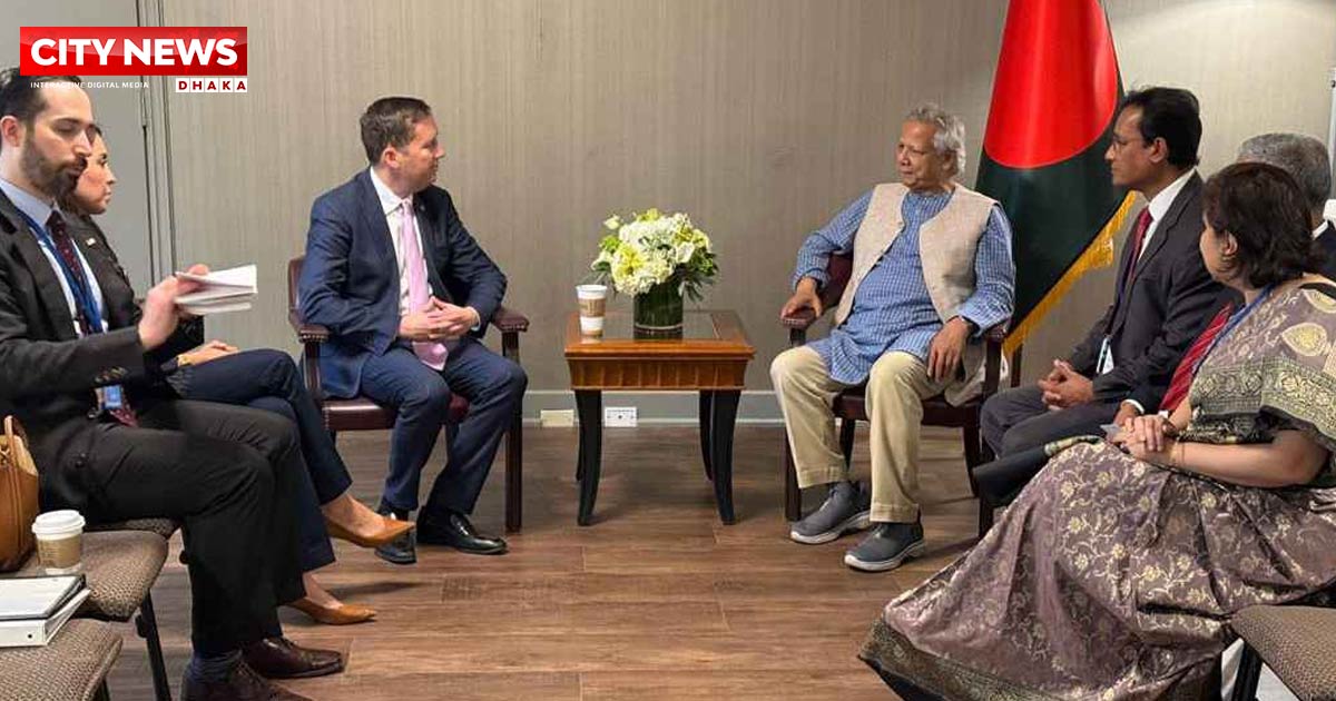 ভারতের রাষ্ট্রদূতের সঙ্গে ড. ইউনূসের বৈঠক, হলো যে আলোচনা