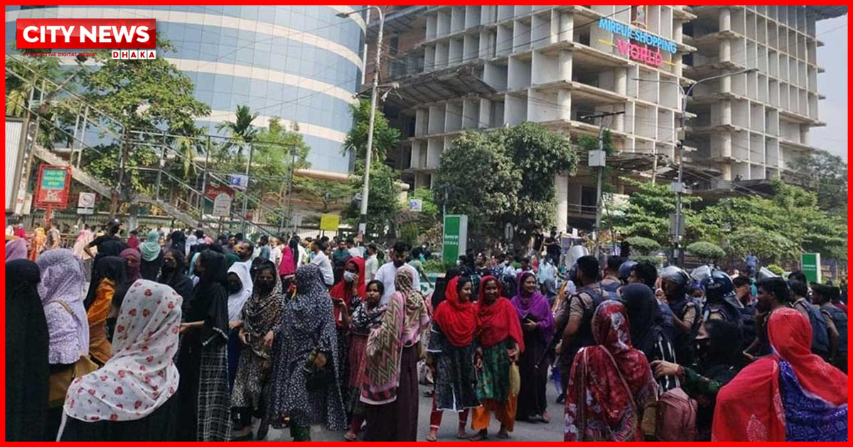 মিরপুরে গার্মেন্টস শ্রমিকদের সড়ক অবরোধ
