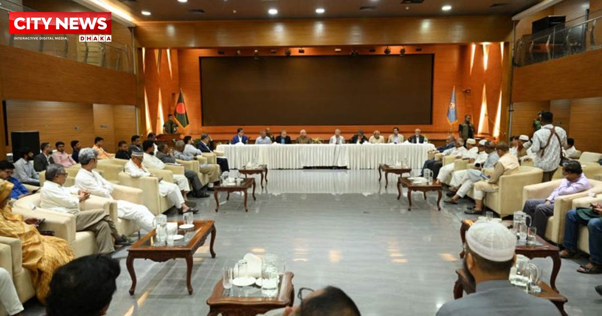 শেষ মুহূর্তেও সংকট কাটেনি, সন্ধ্যায় জরুরি বৈঠক