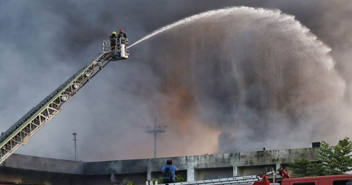 শাহজালাল বিমানবন্দরের আগুন সম্পূর্ণ নিয়ন্ত্রণে