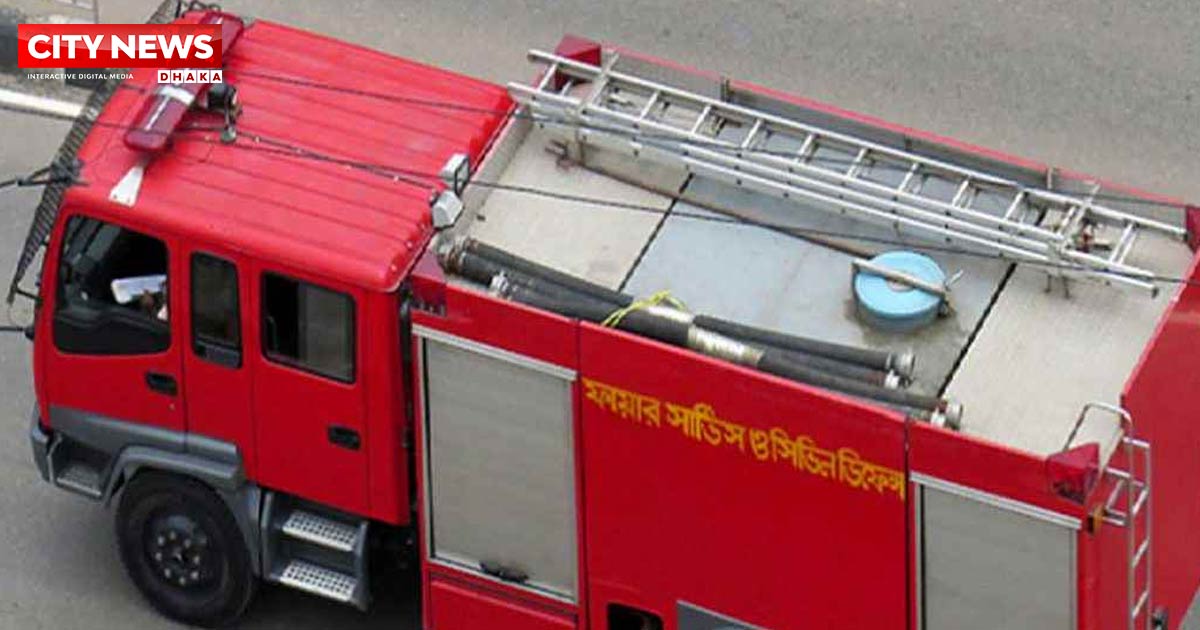 গুলিস্তানে মার্কেটে আগুন, নিয়ন্ত্রণে ১১ ইউনিট