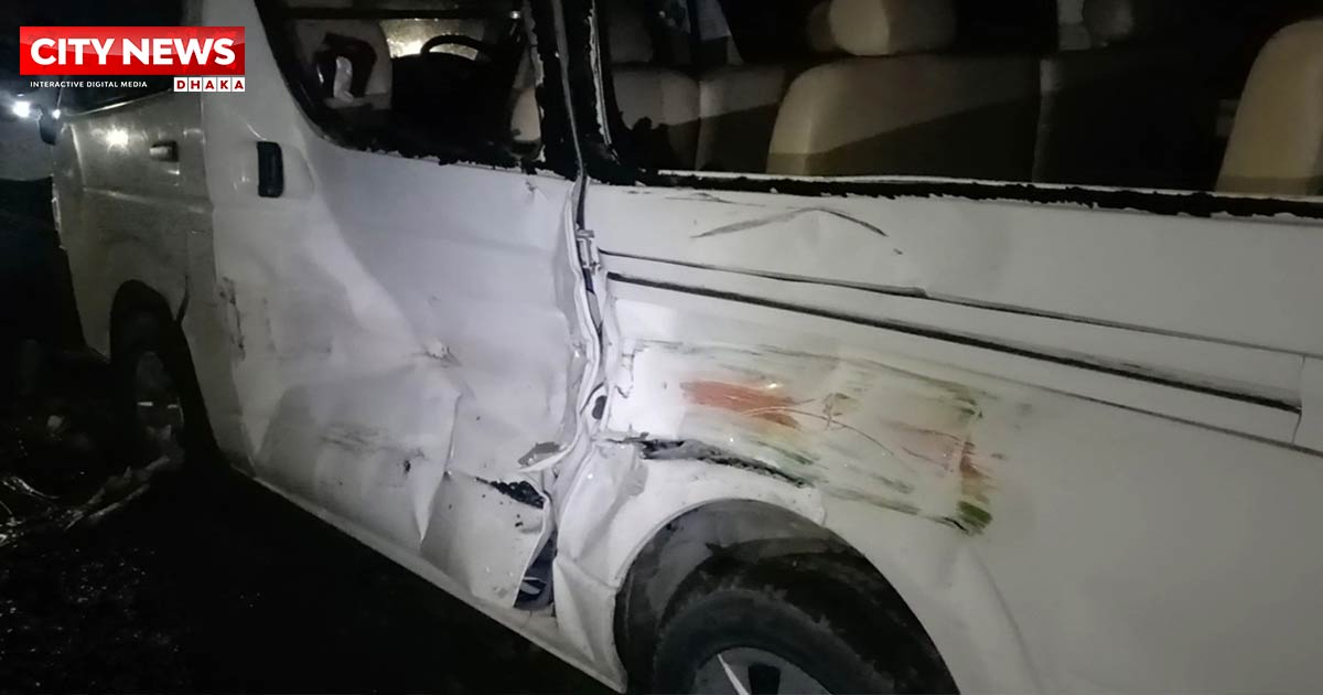 পঞ্চগড়ে ডিবি পুলিশের গাড়ির ধাক্কায় ইজিবাইকের শিশুসহ ২ যাত্রী নিহত, আহত ৩