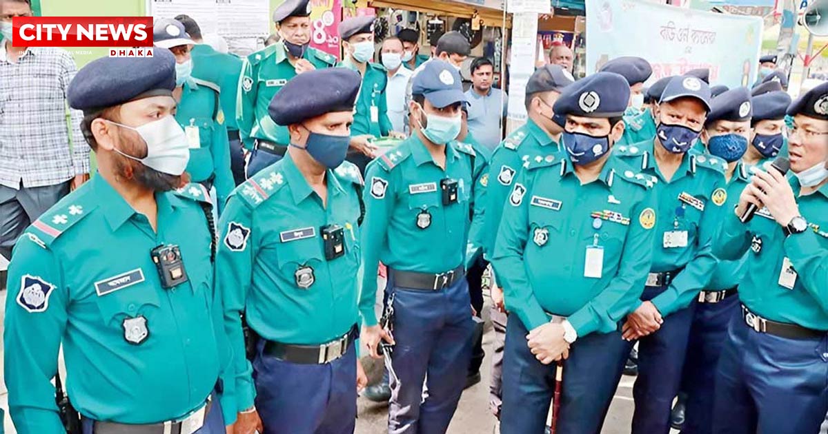 জাতীয় নির্বাচন: পুলিশের জন্য ৪০ হাজার বডি ক্যামেরা ক্রয়ের পরিকল্পনা