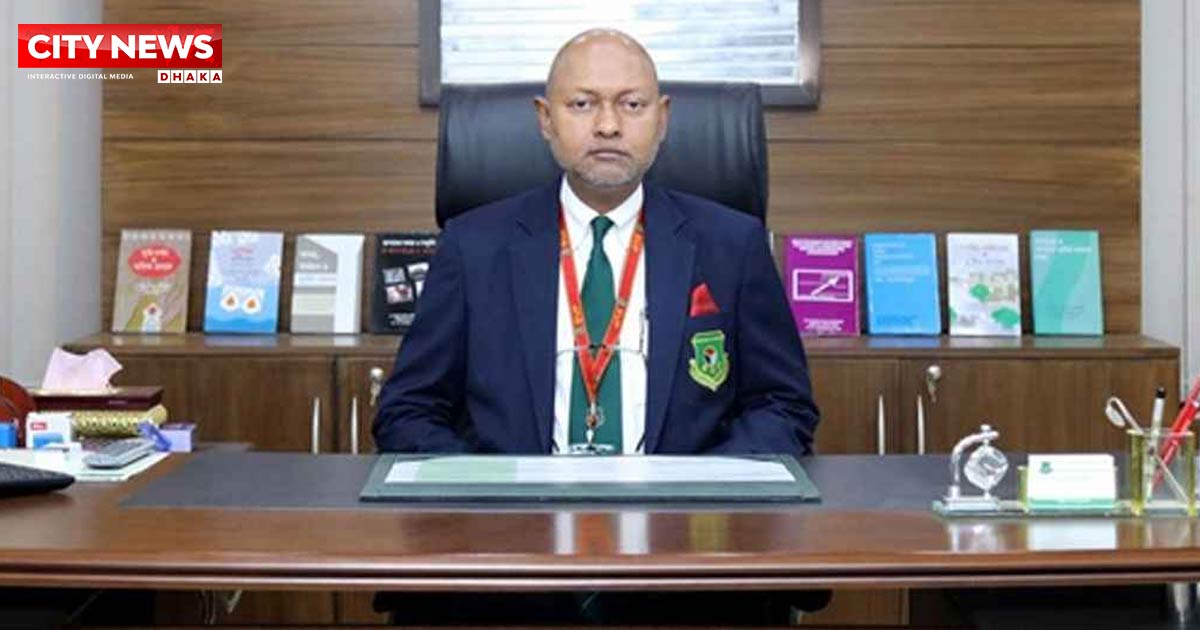 বেরোবির সাবেক উপাচার্য নাজমুল আহসান কলিমুল্লাহ গ্রেপ্তার