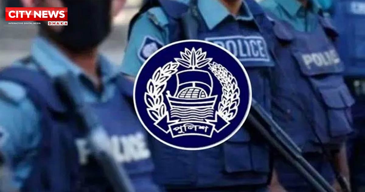 পলাতক ৪০ পুলিশ কর্মকর্তার পদক প্রত্যাহার