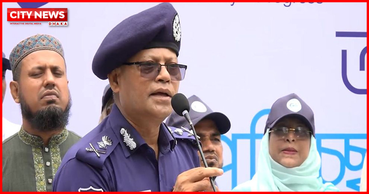 সরকারের বিরুদ্ধে ষড়যন্ত্রকারী পুলিশ অফিসারদের চিহ্নিত করা হয়েছে: আইজিপি