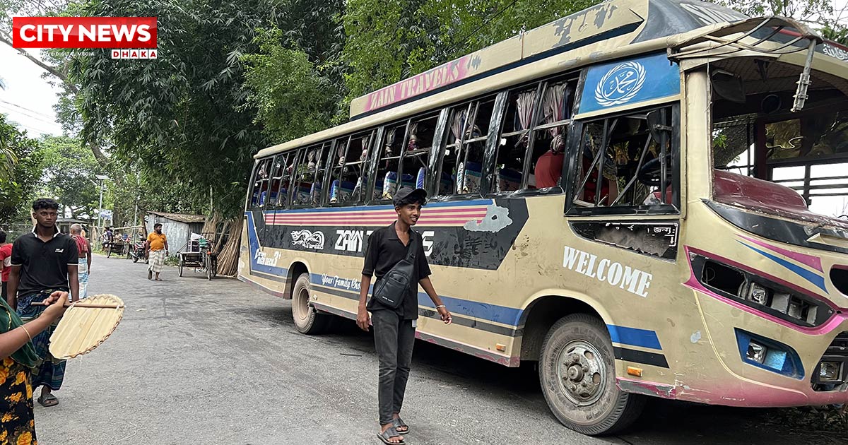 ফরিদপুরের নগরকান্দায় বাসচাপায় নারীর মর্মান্তিক মৃত্যু, বিক্ষুব্ধ জনতার ভাঙচুর