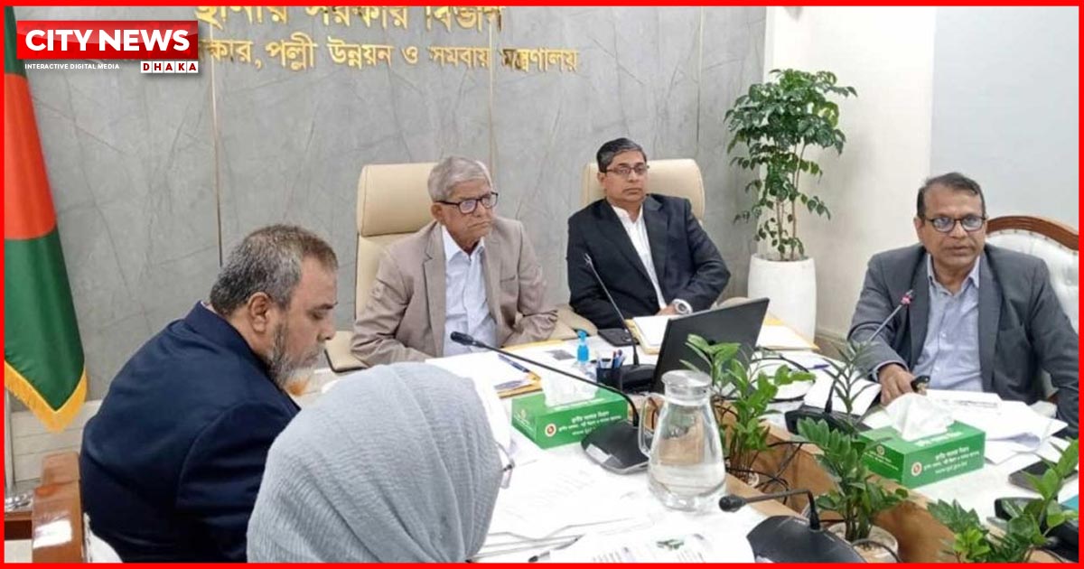 জনগণের ট্যাক্সে চলি, তাই জবাবদিহি নিশ্চিত করা নৈতিক দায়িত্ব: স্থানীয় সরকার মন্ত্রী