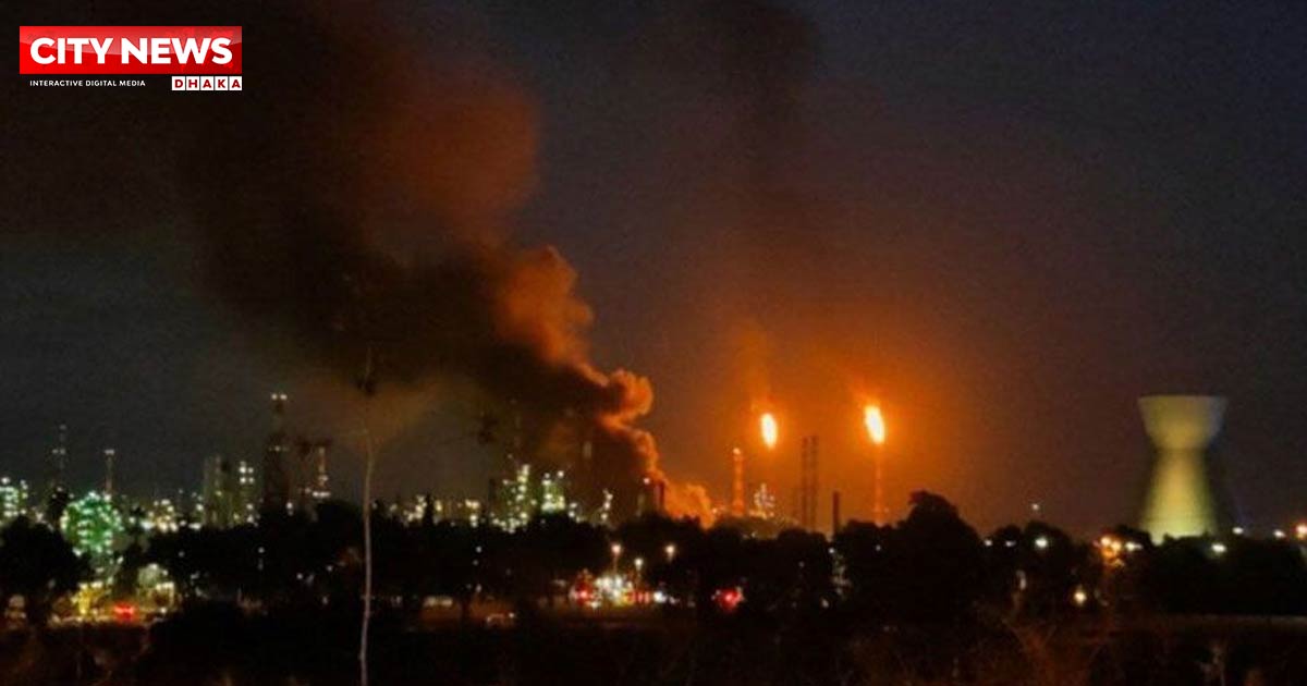 ইসরাইলের তেল শোধনাগারে ইরানি ক্ষেপণাস্ত্র হামলায় নিহত ৩