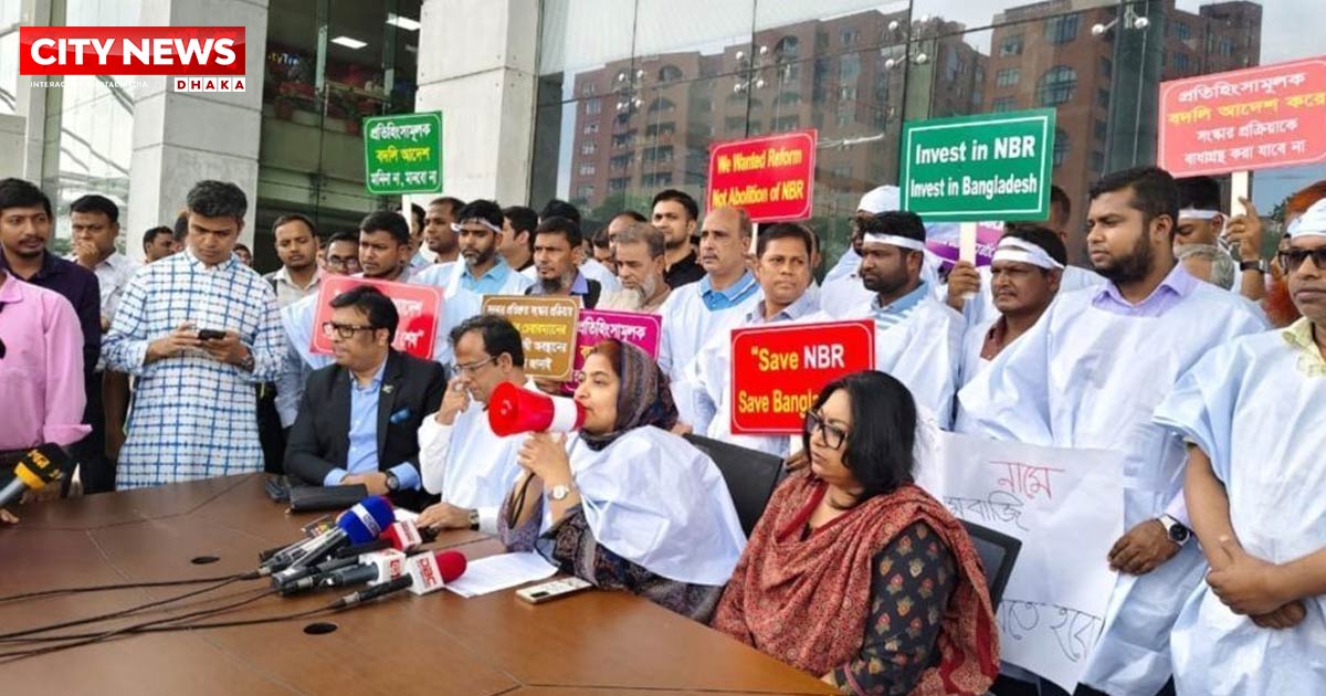 এনবিআরের সংকট সমাধানে বৃহস্পতিবার আন্দোলনকারীদের ডেকেছেন অর্থ উপদেষ্টা