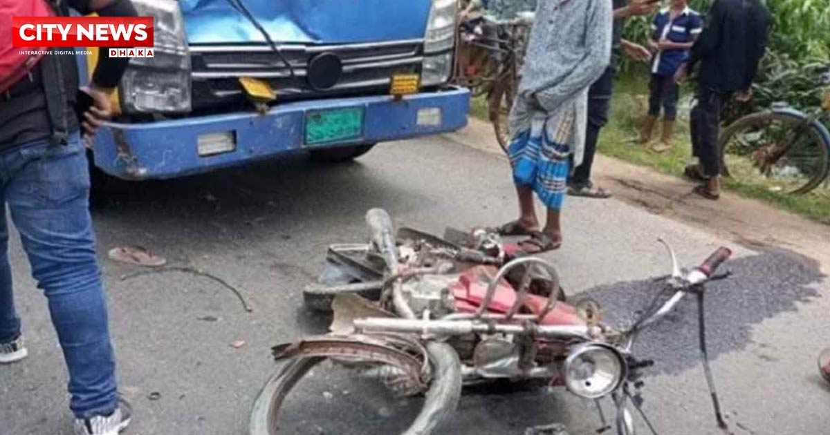 টাঙ্গাইলে পিকআপ-মোটরসাইকেল সংঘর্ষ, নিহত ৩