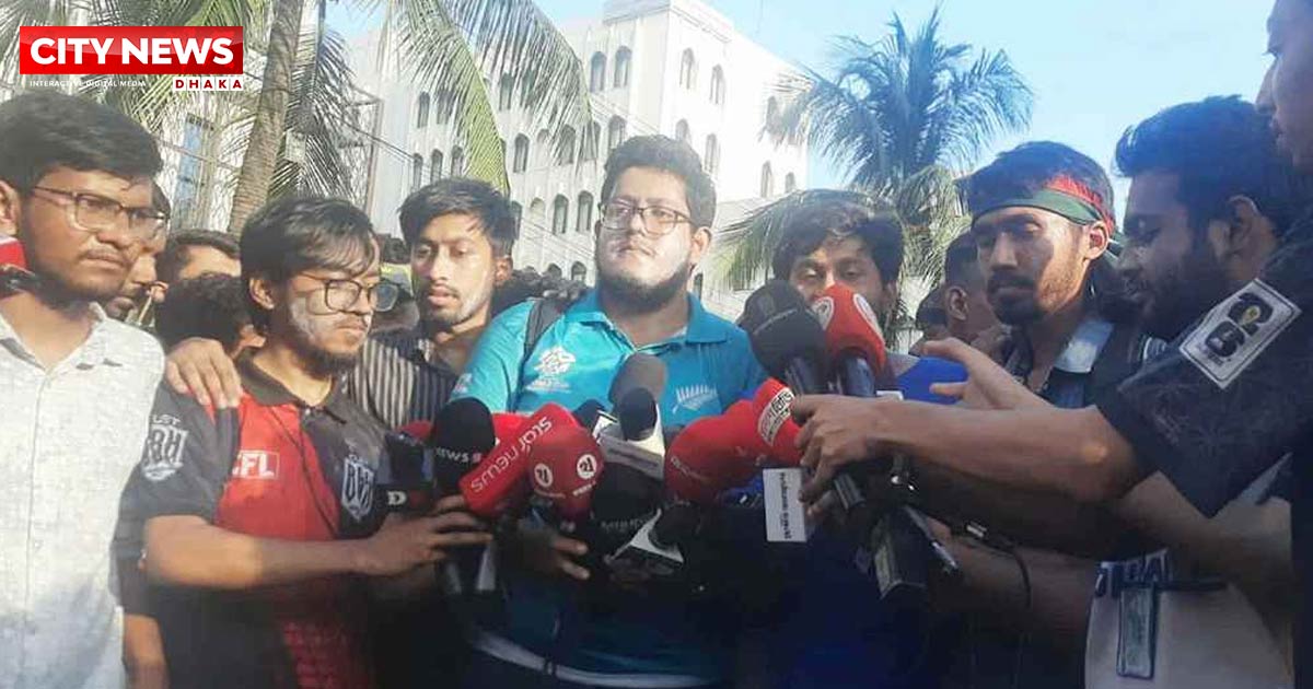 কমিটি প্রত্যাখান, ৫ দাবিতে অনড় প্রকৌশল শিক্ষার্থীরা